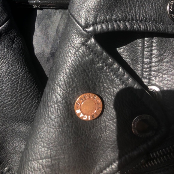 Leather jacket 🖤 - Picture 2 of 2